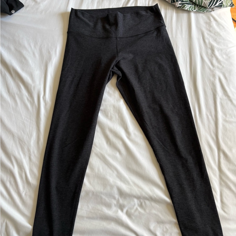 TNA Flow Cheeky High Rise Heathered Dark Grey/ Black Leggings